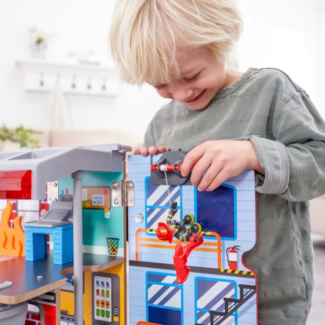 Adventure Bound™ 2-in-1 Transforming Fire Truck Play Set - Image 8