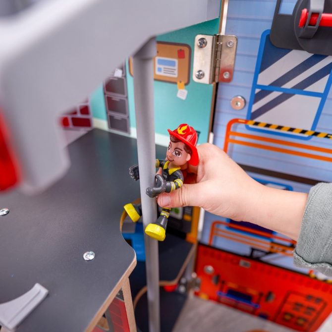 Adventure Bound™ 2-in-1 Transforming Fire Truck Play Set - Image 10