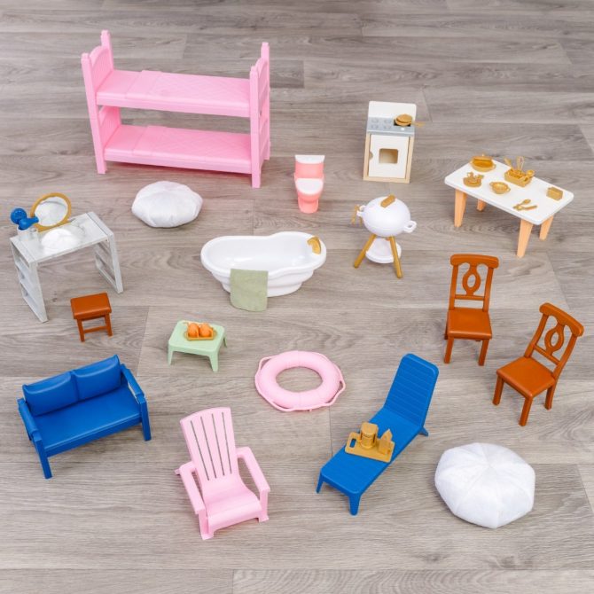 Hamptons Mansion & Pool House Dollhouse - Image 14