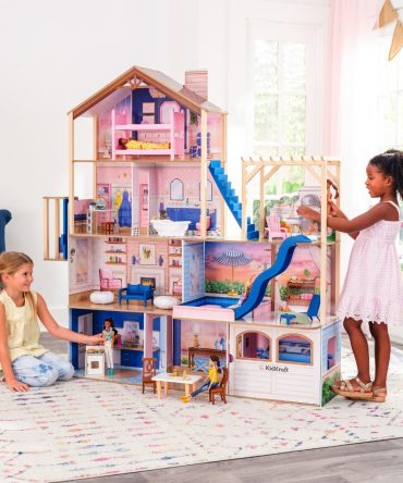 Hamptons Mansion & Pool House Dollhouse