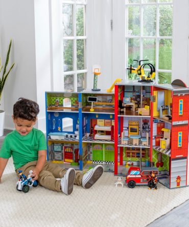 Everyday Heroes Wooden Play Set