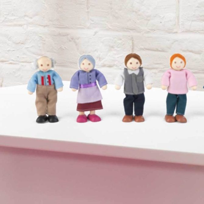 Doll Family of 7 - Caucasian - Image 3