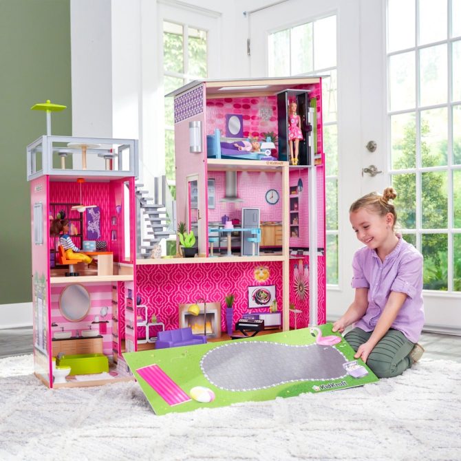 Uptown Dollhouse - Image 2