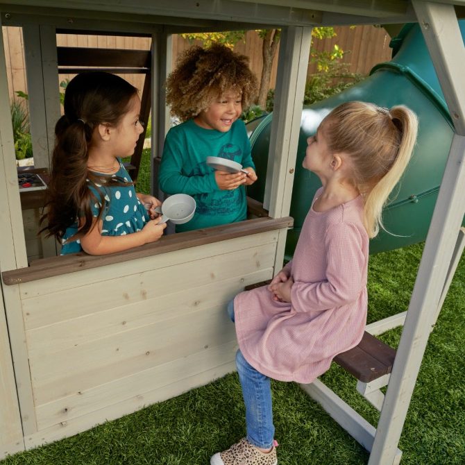 Cozy Escape Playhouse - Installation Available - Image 9